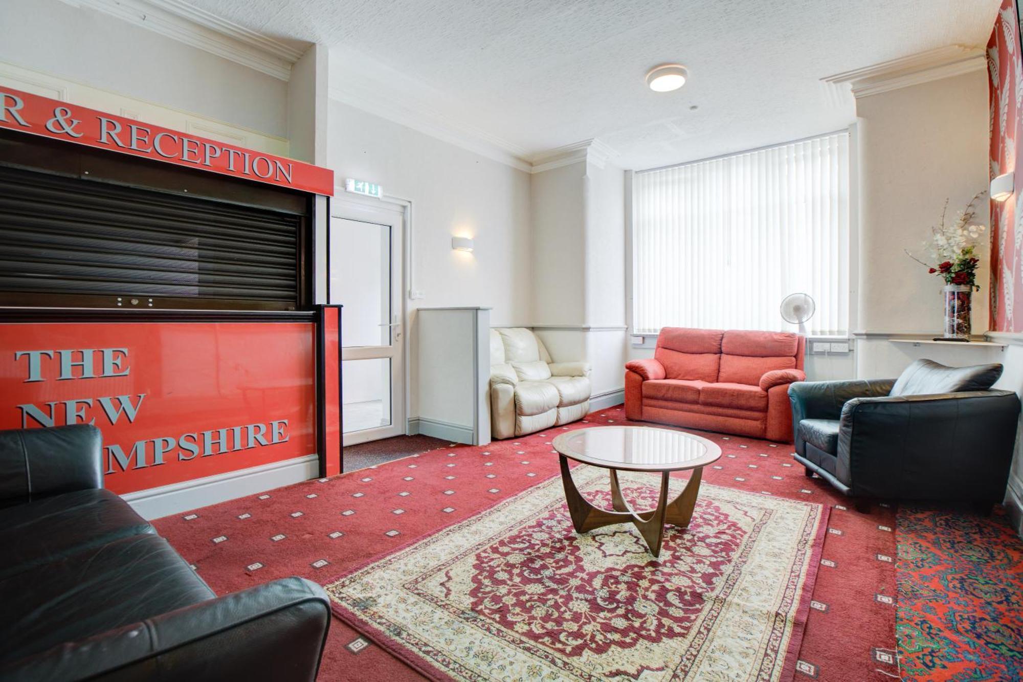 The Sandringham Court Hotel & Apartment Welcoming Large And Small Groups For 15 Years Blackpool Kültér fotó