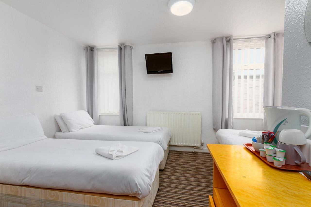 The Sandringham Court Hotel & Apartment Welcoming Large And Small Groups For 15 Years Blackpool Kültér fotó